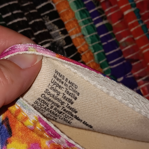 So~Colorful Pink & Blue Cabana Floral Crochet Toe Espadrilles - Picture 6 of 11